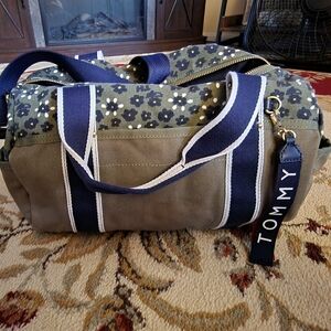 Tommy Hilfiger Small Duffel Bag